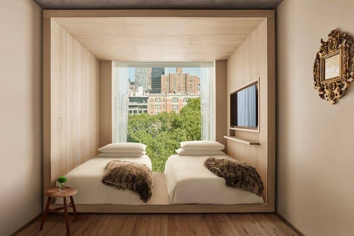 Room 18 of 49