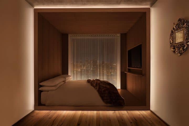 Room 20 of 49